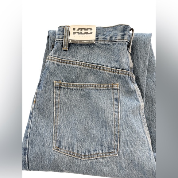KBB by Kahlana Devin Barrel Leg Jeans High Rise Size 8 NWT ✨ - Picture 8 of 8